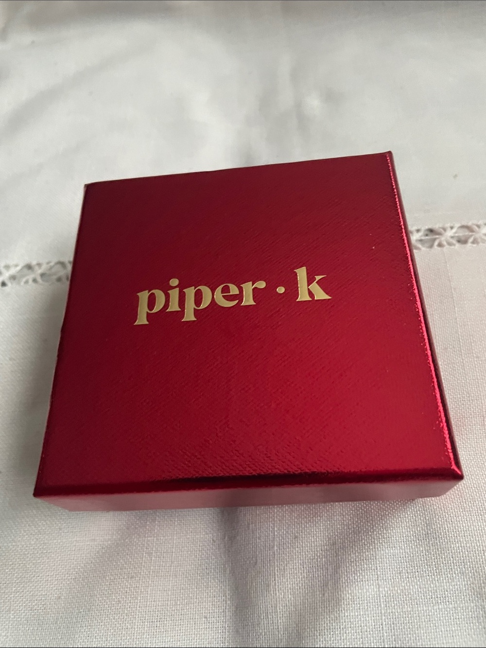 Piper • K Gold Bell Wreath Brooch with Red and Green Accents NIB - Picture 5 of 5